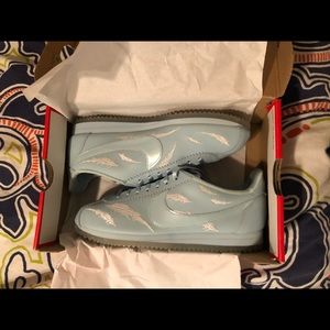 Nike women’s classic cortez